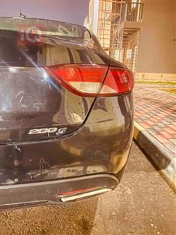 كرايسلر 200